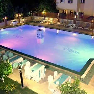 Royal Hotel